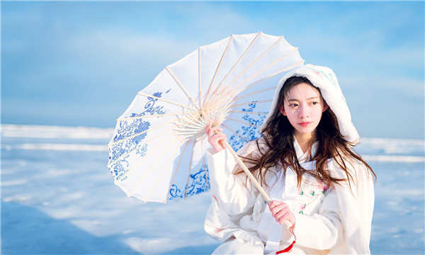 江汉试管代怀生子多少钱一个？助孕之路的费用分析与方案选择